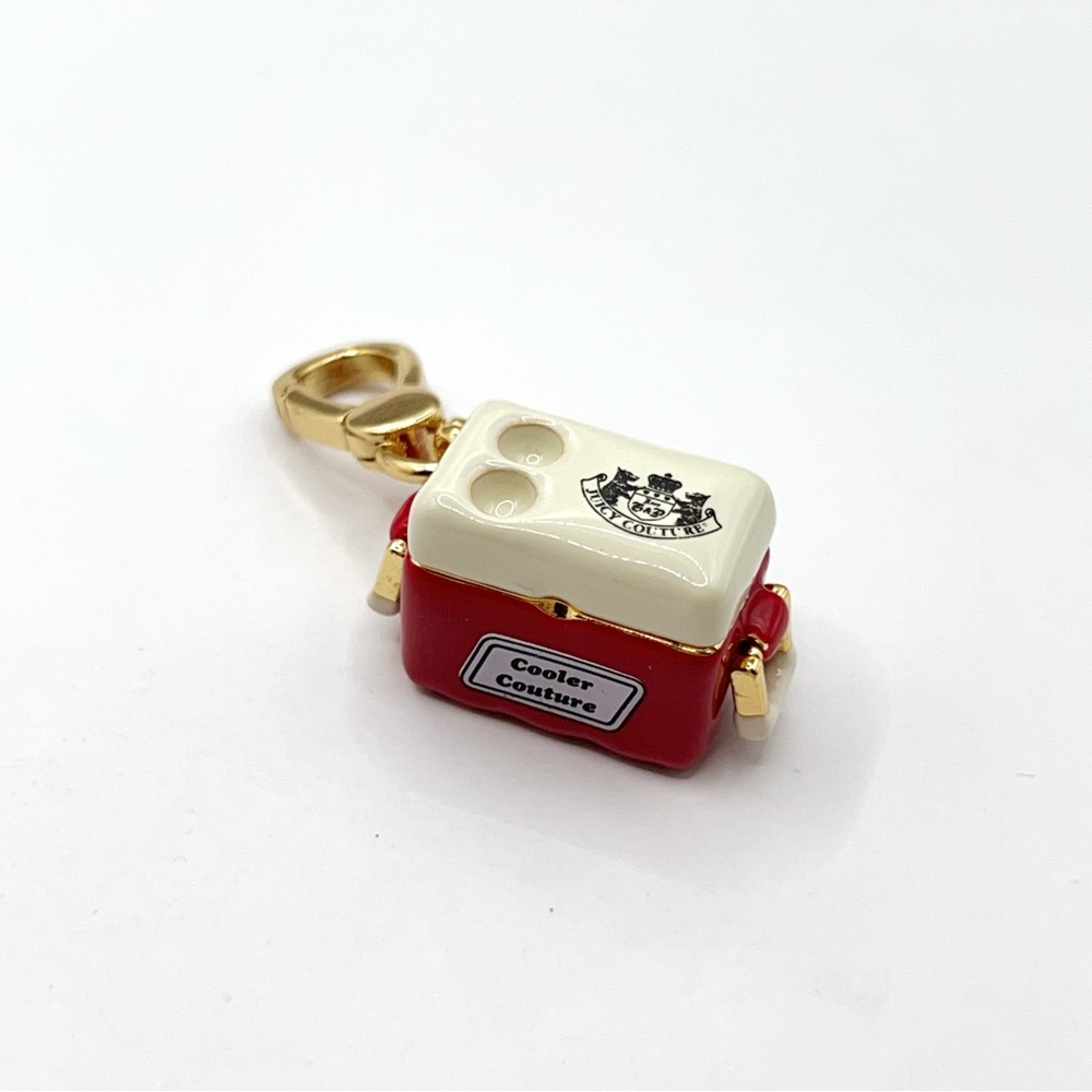 Juicy Couture cooler charm